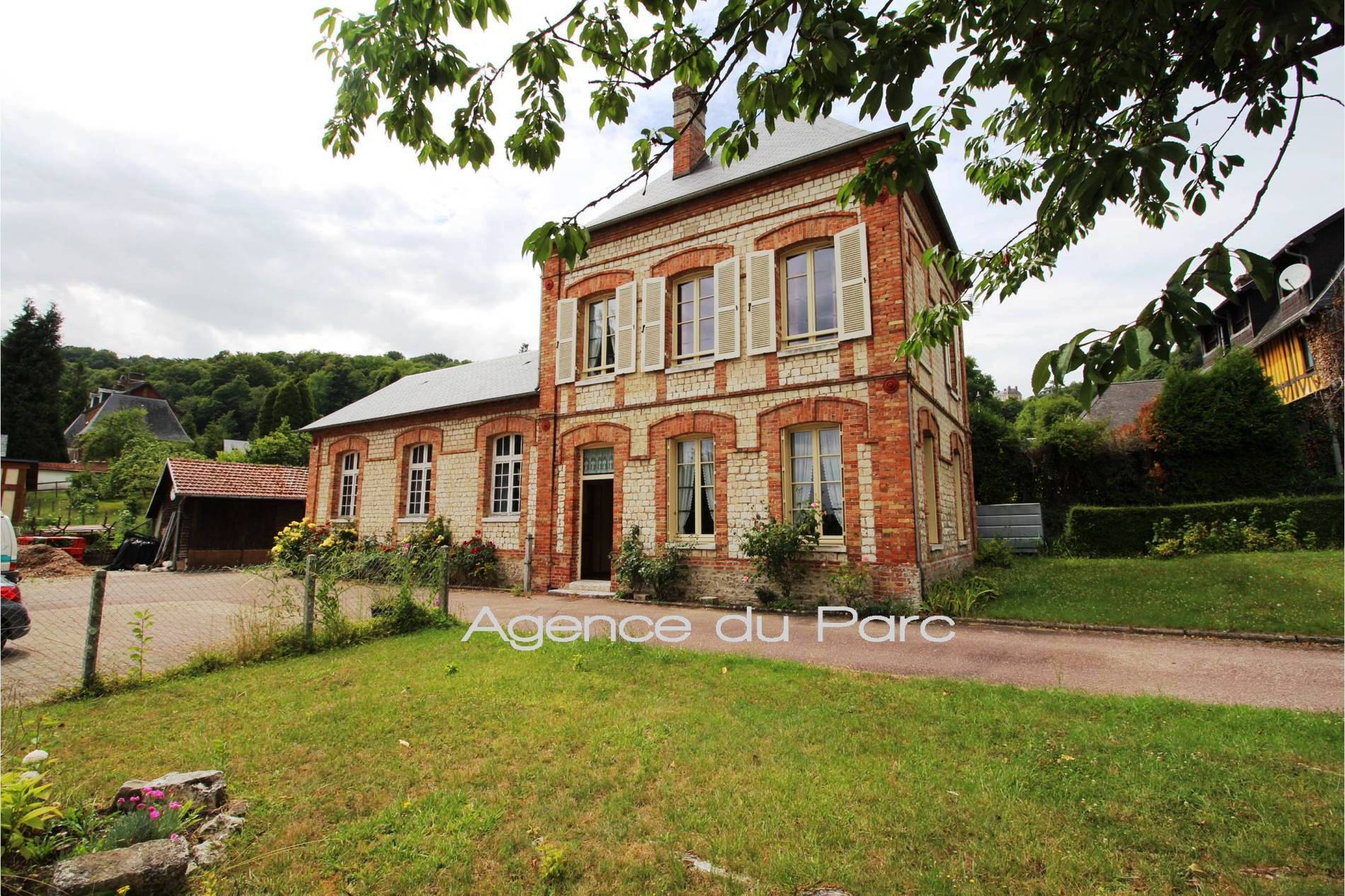 Maison ancienne à vendre Campagne de Caudebec en Caux, dans un charmant village de la Vallée de la Seine, en Normandie