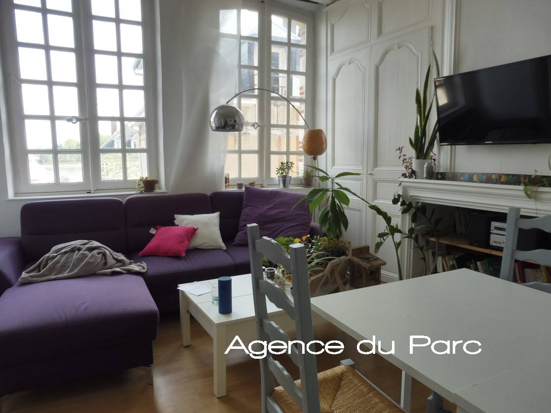 Appartement 1er étage, à vendre en bon état à Caudebec-en-Caux, axe Rouen / Le Havre, Normandie, 76