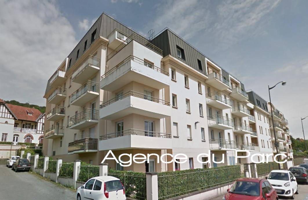Vallée de Seine, Axe Caudebec / Rouen, bourg tous commerces, vente d'un appartement F2 loué, en bon état
