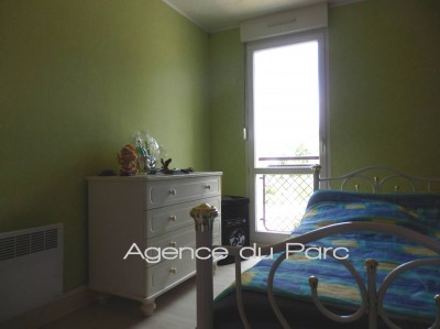 Vente d'un grand appartement F4 Caudebec en Caux, Vallée de Seine, Normandie à proximité des commerces et des écoles